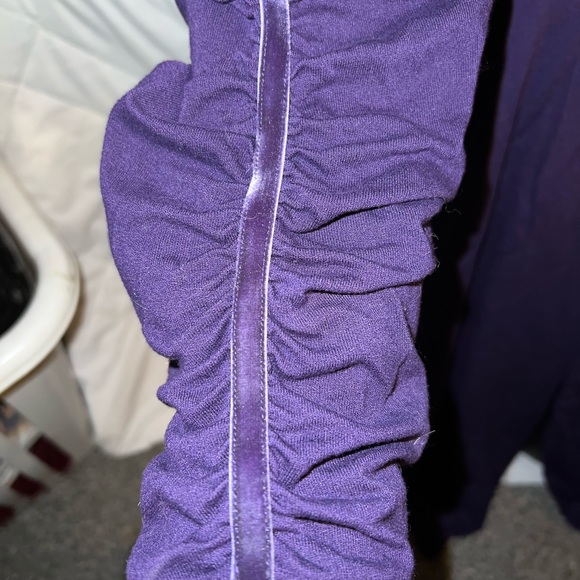 Michael Studio Collection Cover Up - Picture 3 of 8